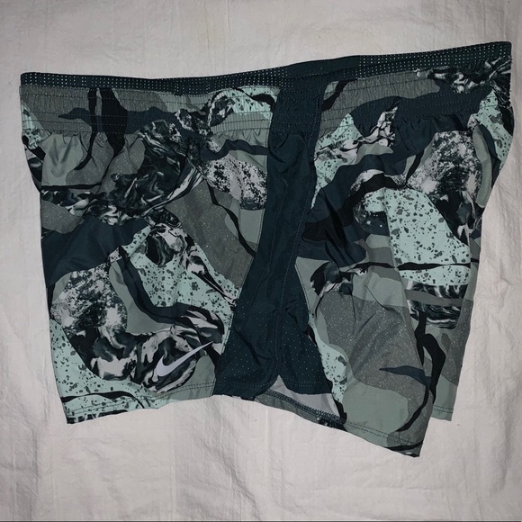 Nike Pants - Nike women’s Dri Fit running shorts